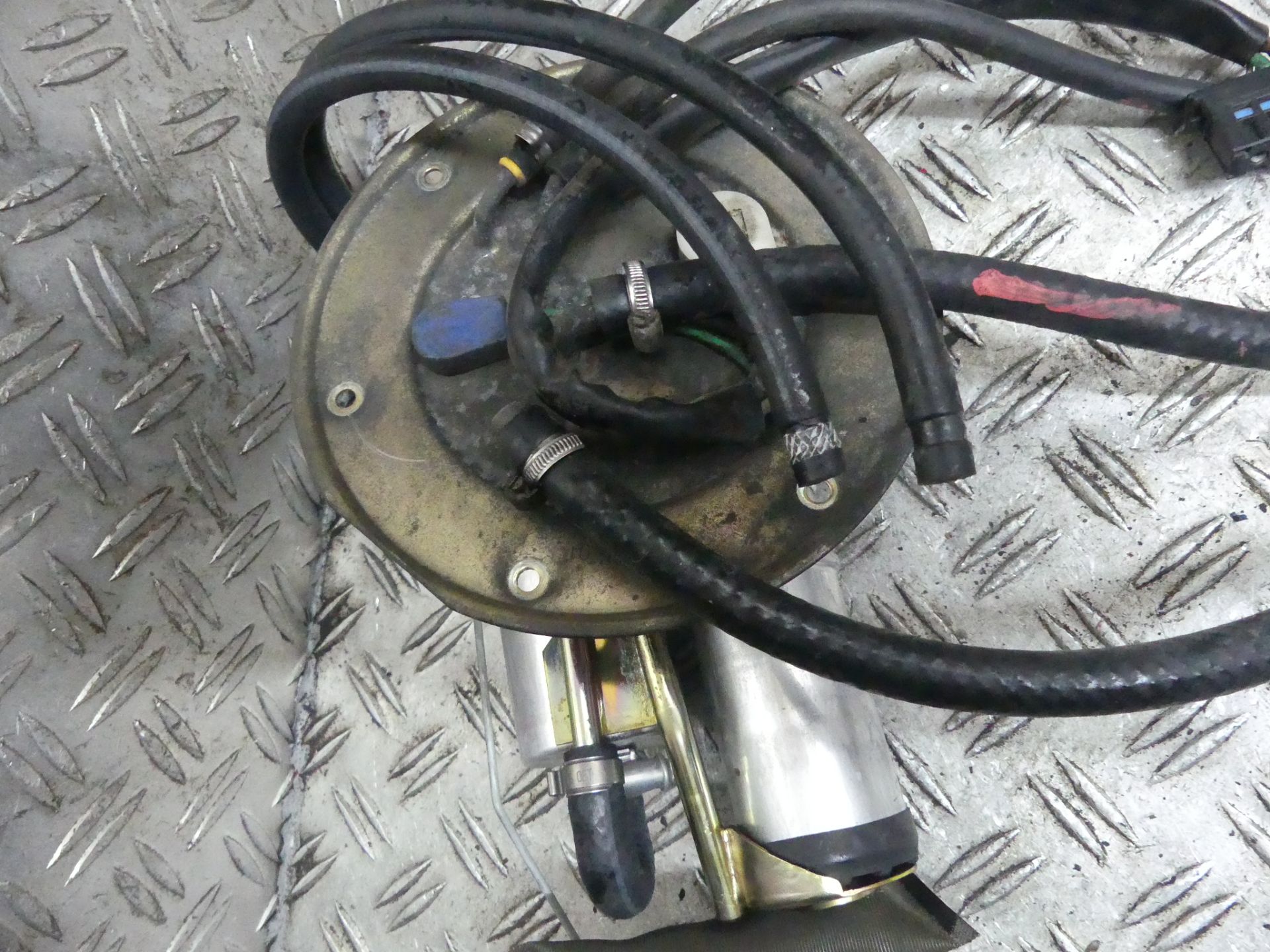 B18
