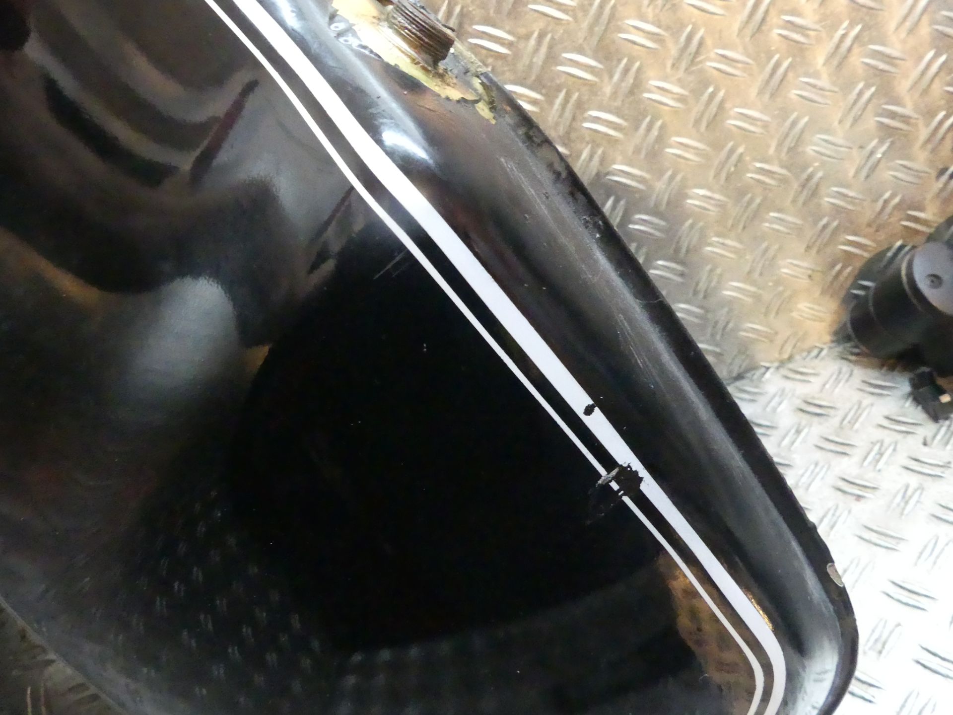 B18