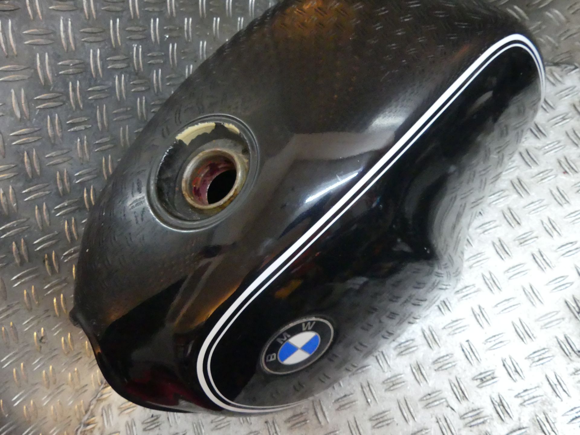 B3